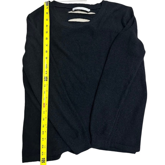 One Grey Day Blaine Shredded Back Black Sweater SZ Small Grunge Distressed EUC - Picture 6 of 8
